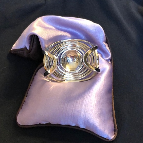 Swarovski Crystal silver bangle cuff bangle bracelet with multi color crystals. - Picture 7 of 8